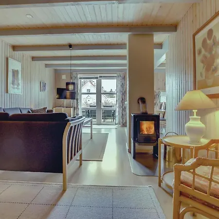 Hébergement de vacances Stunning In W/ Sauna And 4 Bedrooms Blåvand